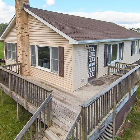 Cozy Tawas City Home With Views Of Lake Huron! Exterior photo